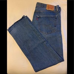 EUC Levi’s 505 (36x32) Classic Straight mens Jeans